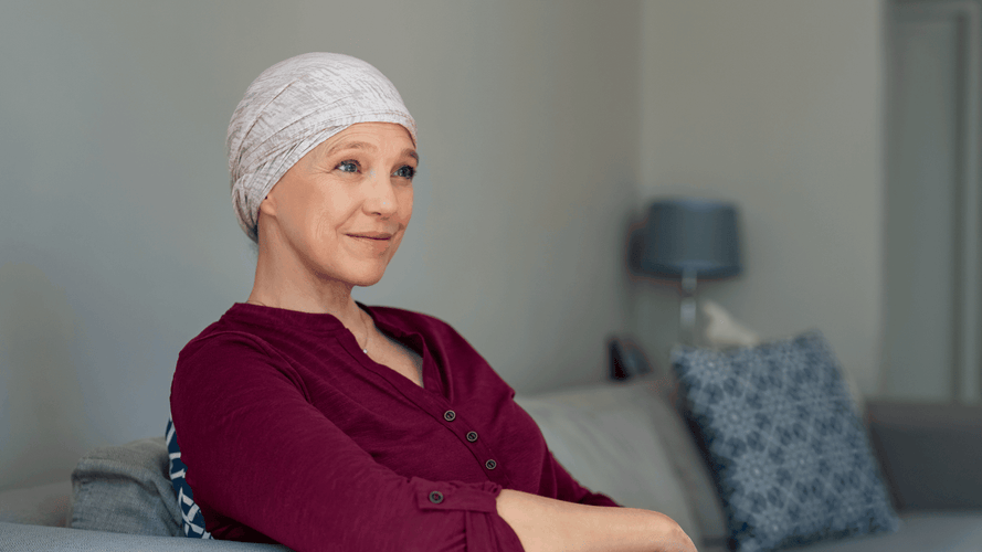 La recherche montre que la thérapie au laser accélère la croissance des cheveux après une chimiothérapie