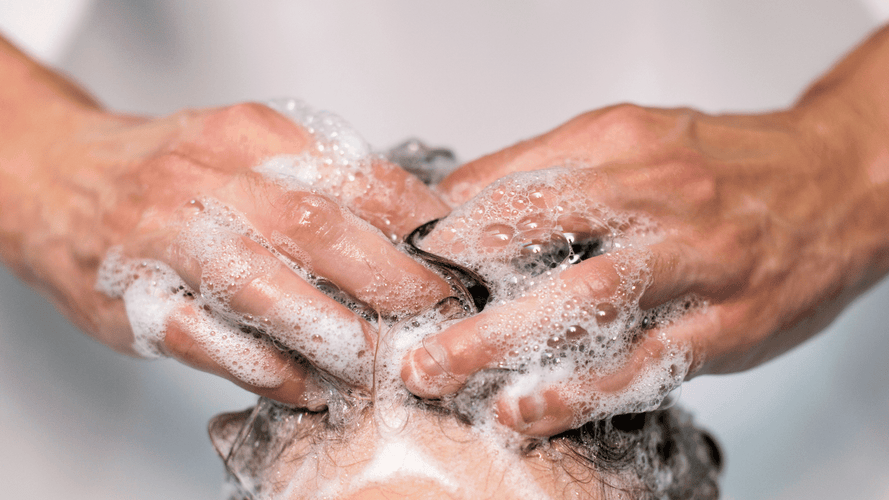 Varför ett bra schampo inte innehåller SLS